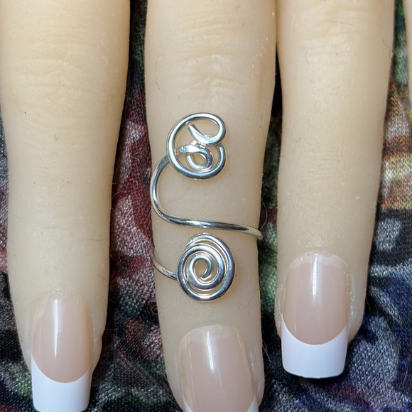 Sterling Silver Toe Ring- Adjustable Unique Toe Ring- Midi/Knuckle Ring- FS#36 - Picture 2 of 10